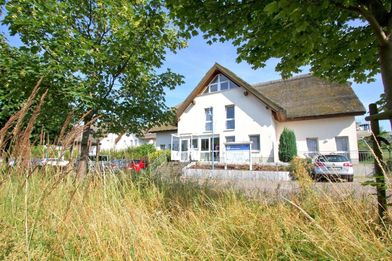 F-1010 Strandhaus Moenchgut Bed&Breakfast Dz 27 Terrasse, Strandnah, Inkl Fruehstueck Lobbe Exterior foto