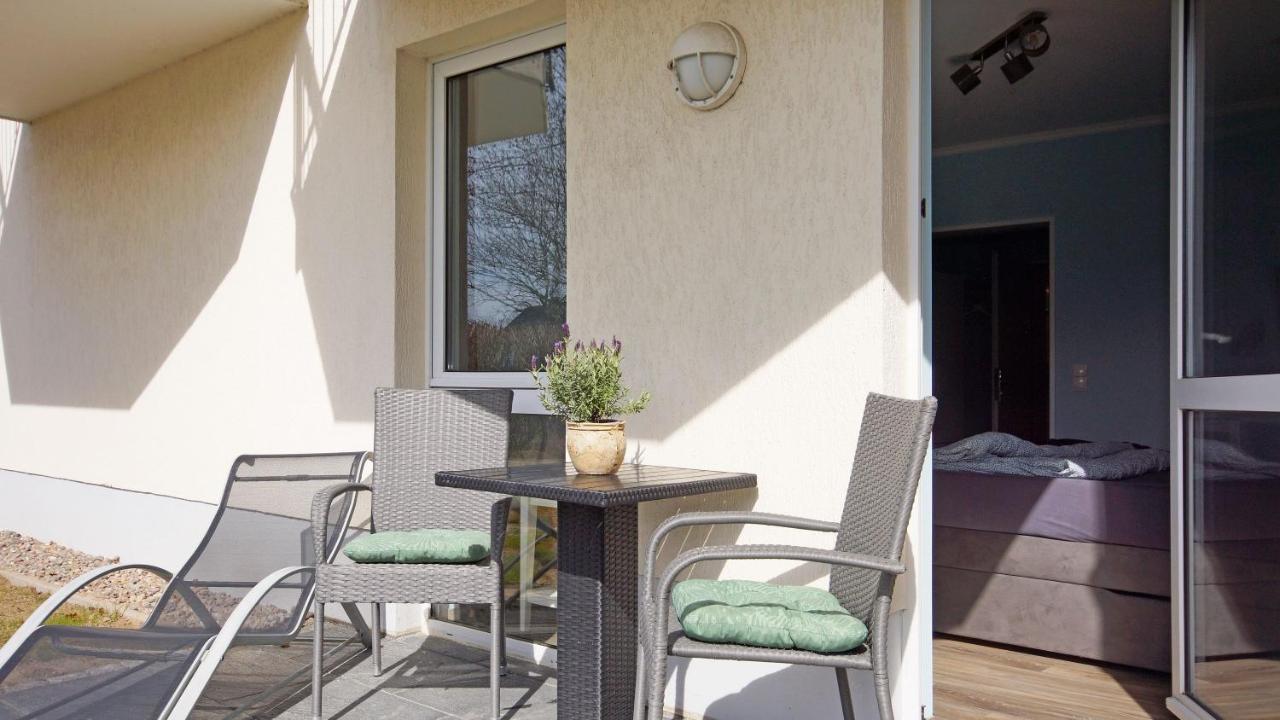 F-1010 Strandhaus Moenchgut Bed&Breakfast Dz 27 Terrasse, Strandnah, Inkl Fruehstueck Lobbe Exterior foto